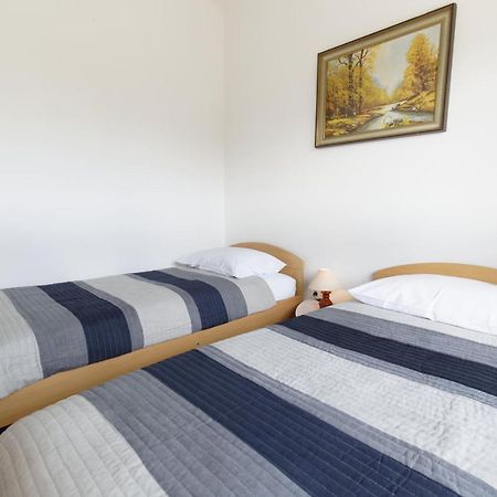 Apartment Patrik By Rent Istria أوماغ المظهر الخارجي الصورة