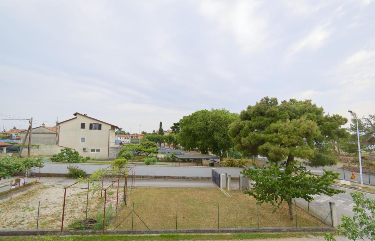 Apartment Patrik By Rent Istria أوماغ المظهر الخارجي الصورة