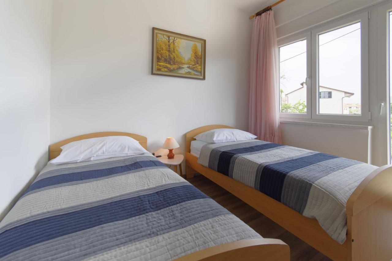 Apartment Patrik By Rent Istria أوماغ المظهر الخارجي الصورة