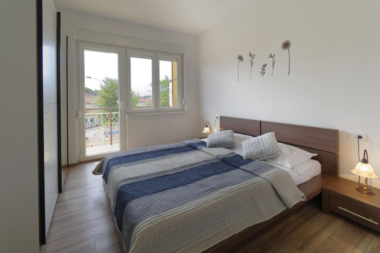 Apartment Patrik By Rent Istria أوماغ المظهر الخارجي الصورة