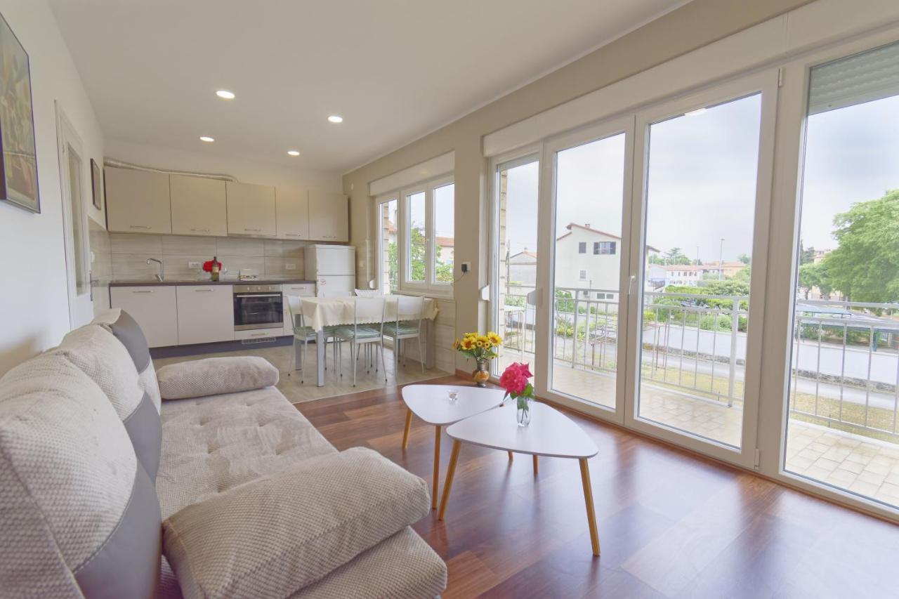 Apartment Patrik By Rent Istria أوماغ المظهر الخارجي الصورة